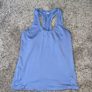 Women’s workout tank top
